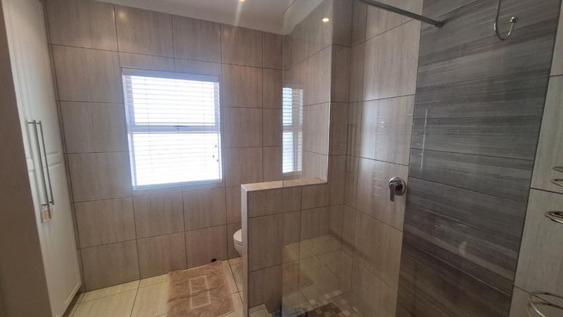 4 Bedroom Property for Sale in Pinnacle Point Golf Estate Western Cape